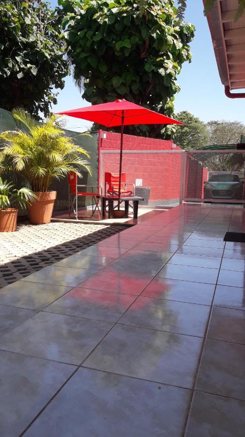 En Familia Villa Puerto Iguazu Exterior photo